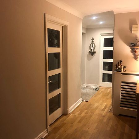Wilmslow Airbnb ภายนอก รูปภาพ