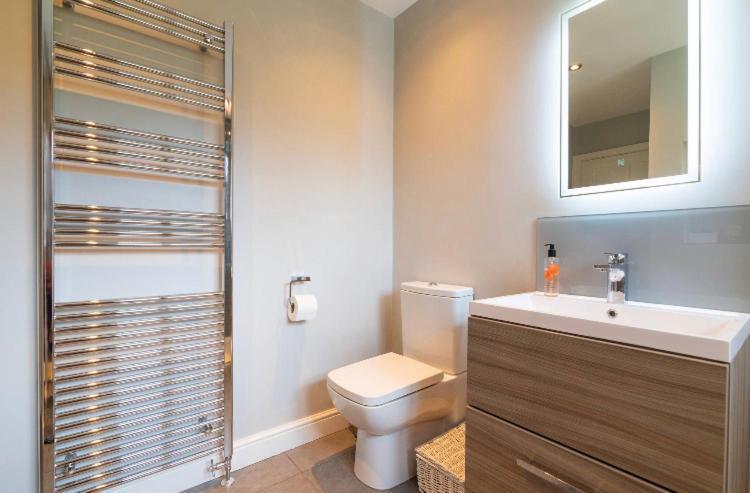 Wilmslow Airbnb ภายนอก รูปภาพ