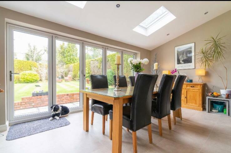 Wilmslow Airbnb ภายนอก รูปภาพ